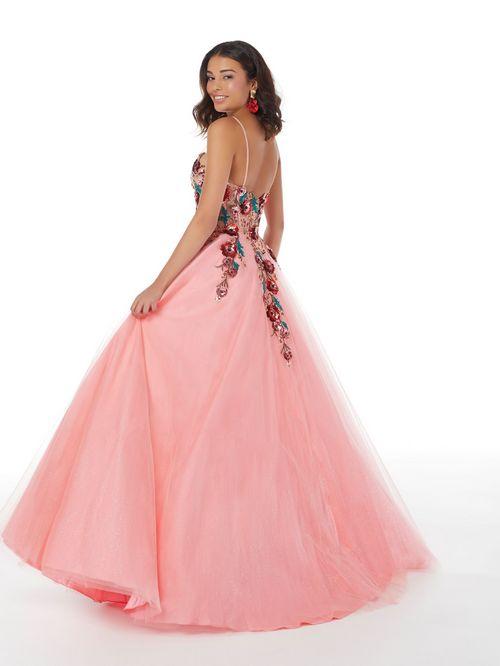 Studio 17 Prom (12881) Spring 2022