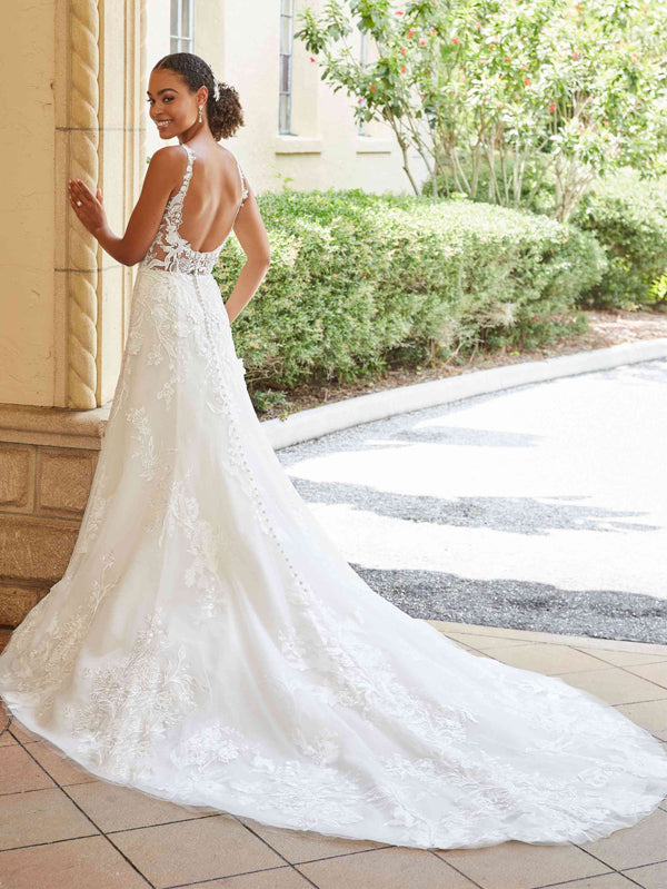 Christina Wu Brides (15832) 2023