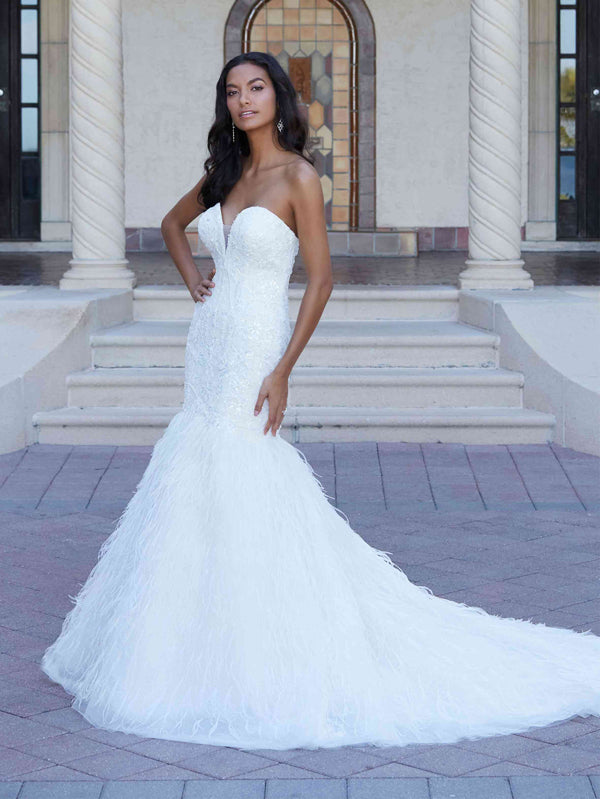 Christina Wu Brides (15840) 2023