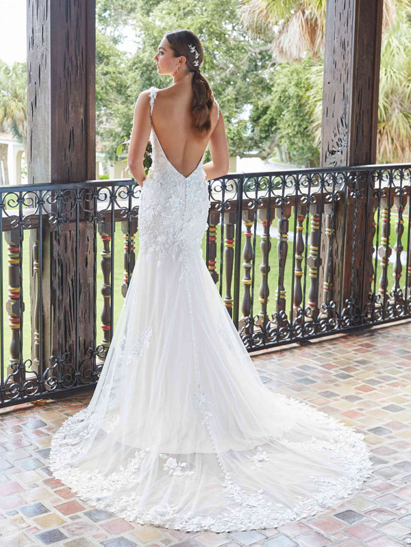 Christina Wu Brides (15842) 2023