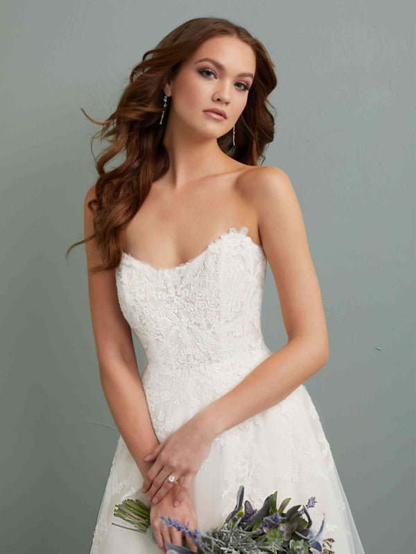 Christina Wu Bridal Exclusive (19318) 2023