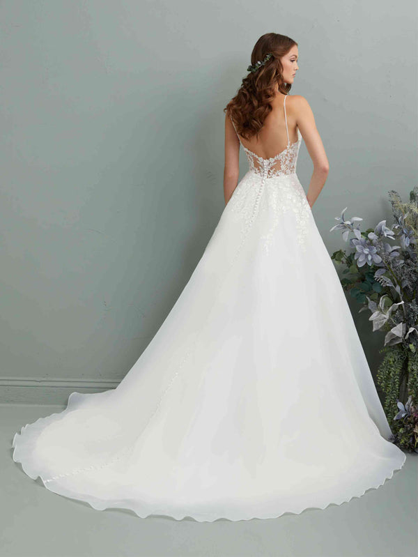 Christina Wu Bridal Exclusive (19320) 2023