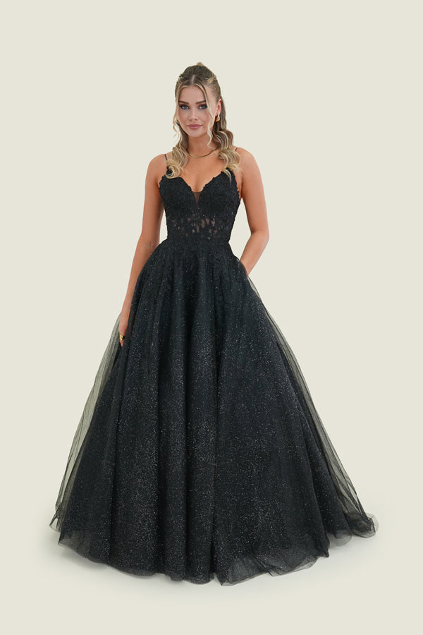 vogue prom dresses This is what happens when exceptional craftsmanship meets the perfect muse. She wore this custom Vees Vogue prom dress with elegance, confidence, and grace and the result speaks for itself. Nothing makes