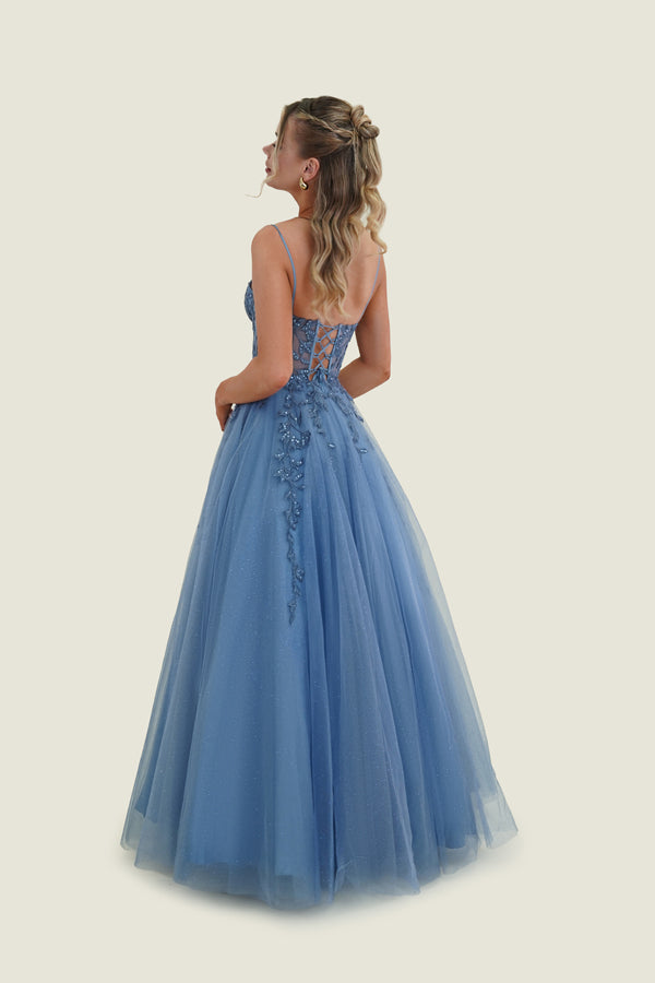 vogue magazine prom dresses Prom is, arguably, one of the most momentous occasions of the school year. Not only is it a chance to show off your personal style and celebrate with your friends, it's a