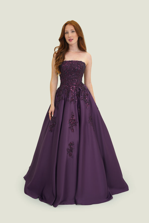 Vogue Prom (7892) Spring 2026